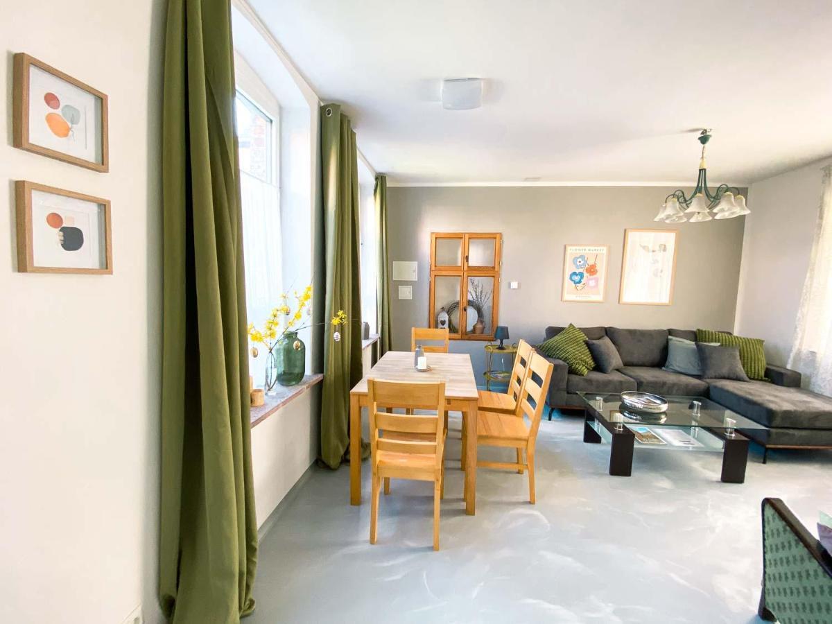 Weinquartier Wenzelsmauer Apartment Наумбург Екстериор снимка